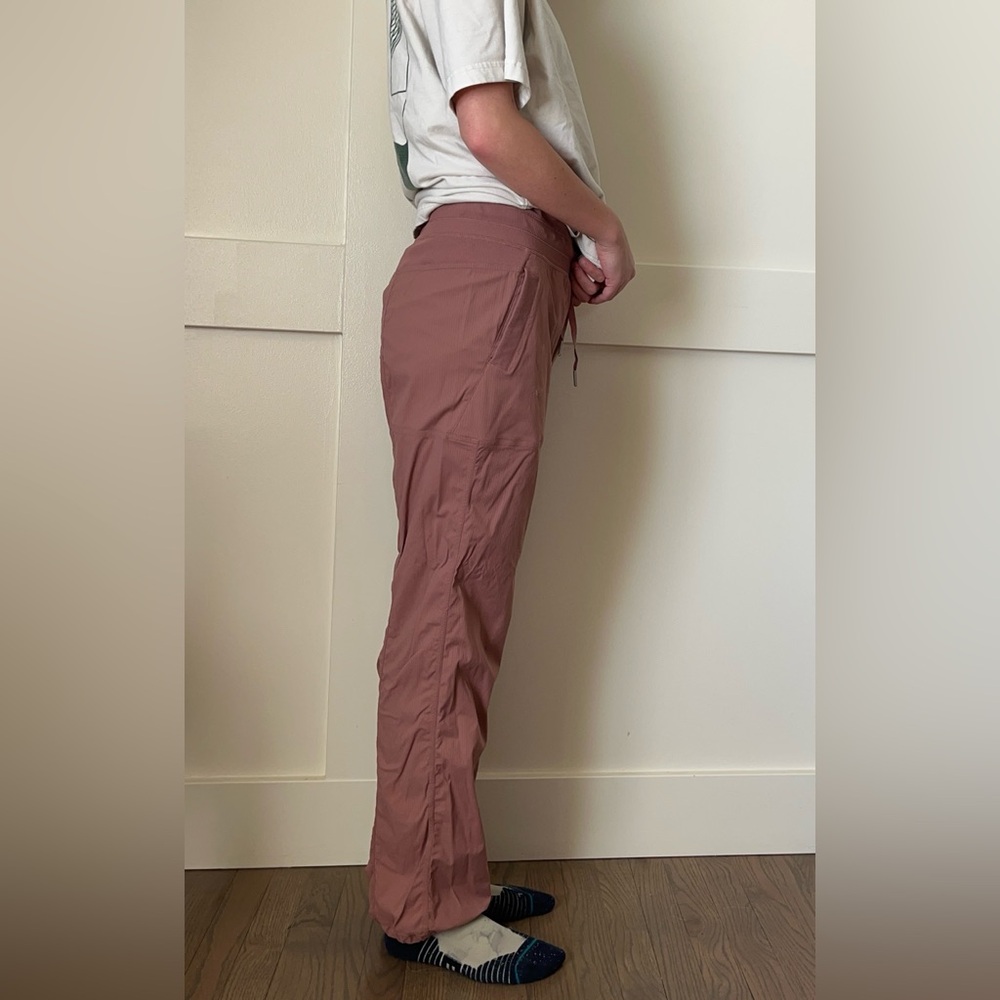 Lululemon women’s athletic pants
